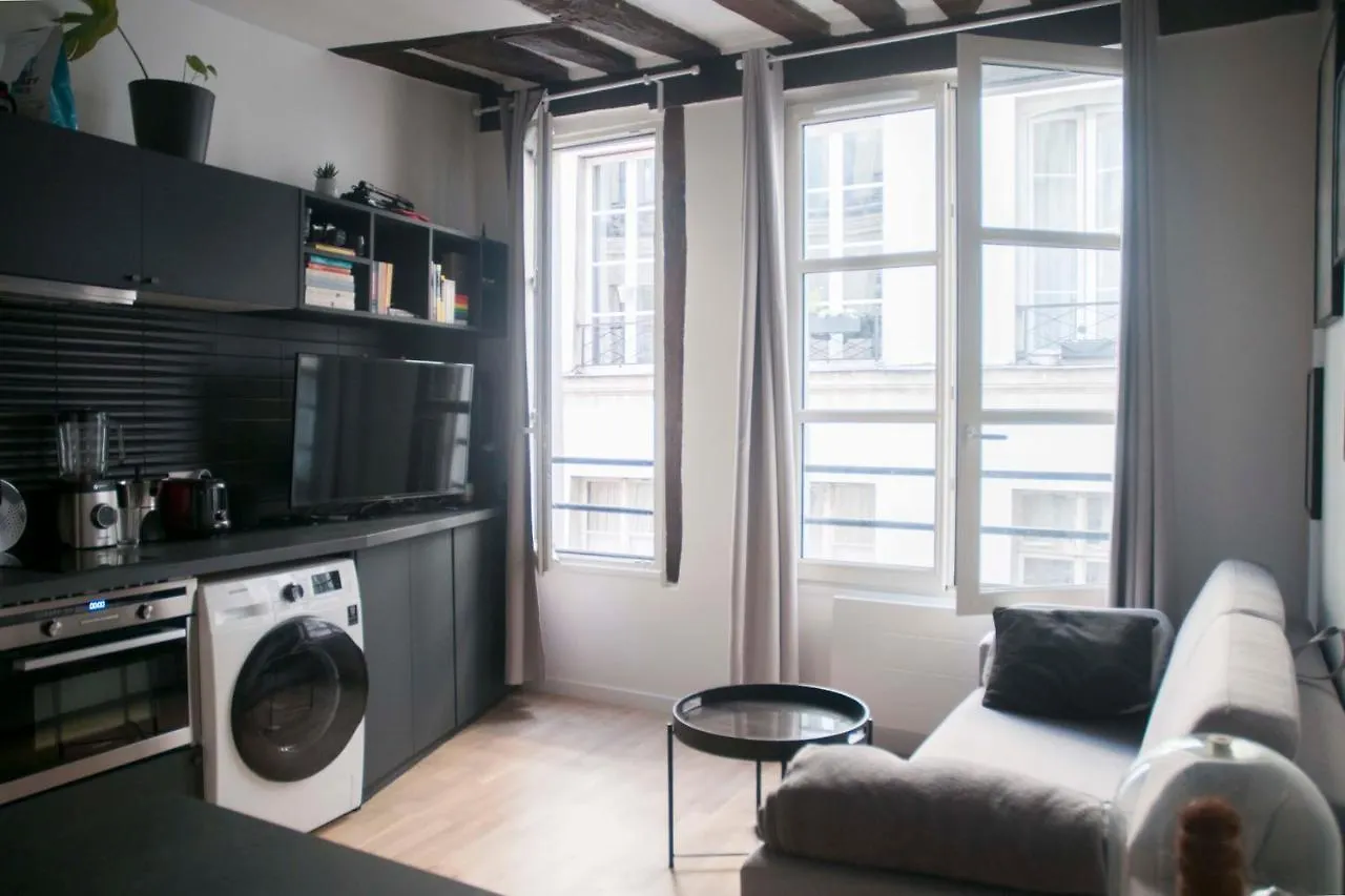 Apartment Charming Studio In The Heart Of The Marais France
